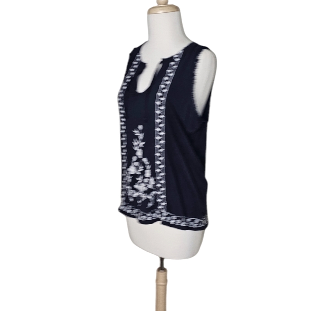 Dip Embroidered Sleeveless Top Size Small